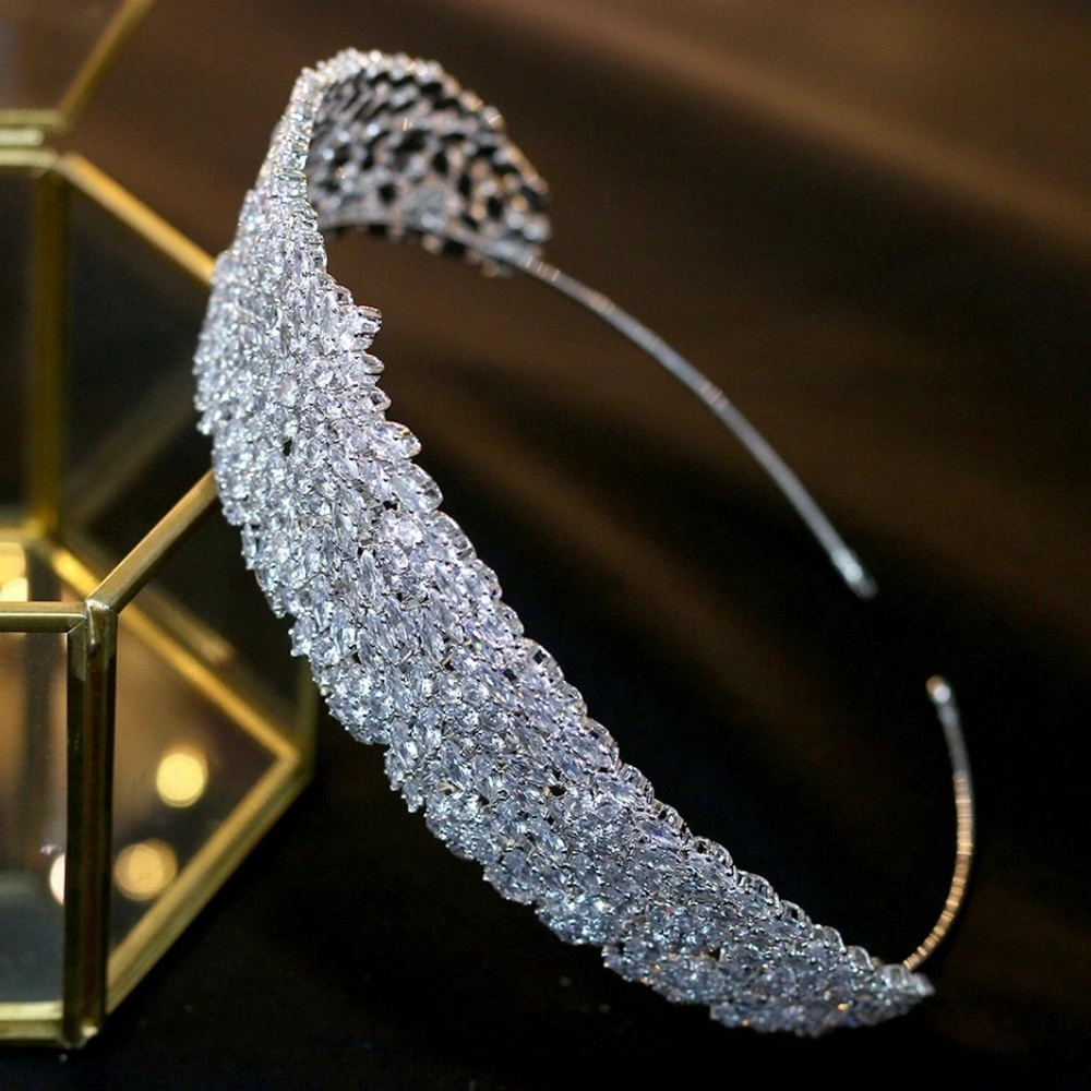 Swarovski wedding crown tiara - Picture 3 of 6